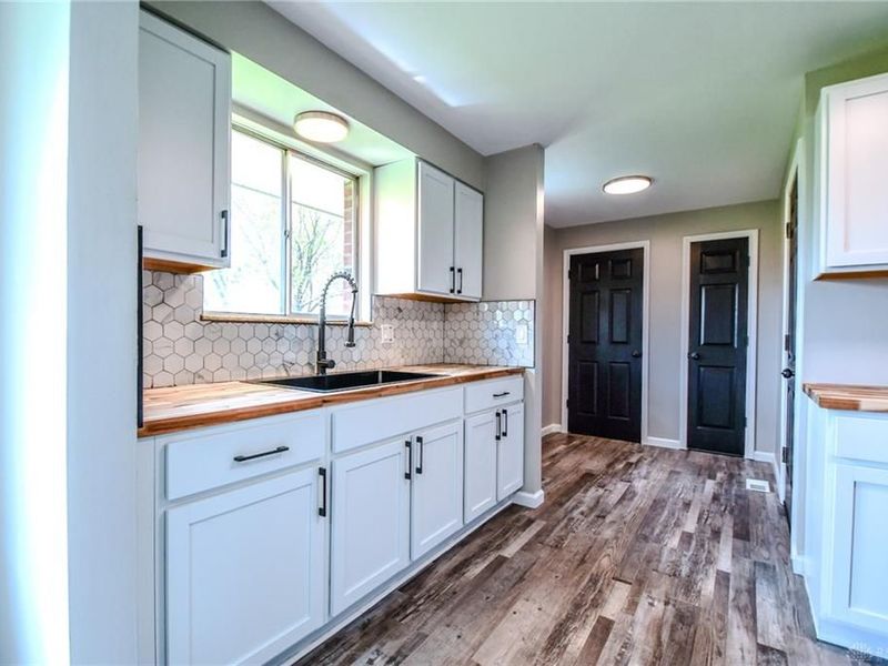 308 Oldham Way, Englewood, OH 45322 Photo 13