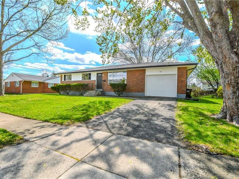 308 Oldham Way, Englewood, OH 45322 Photo 2