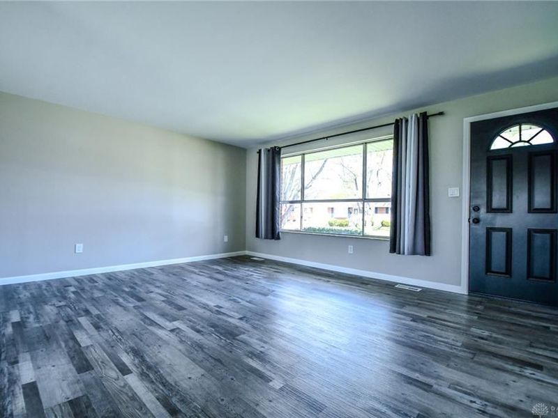 308 Oldham Way, Englewood, OH 45322 Photo 6