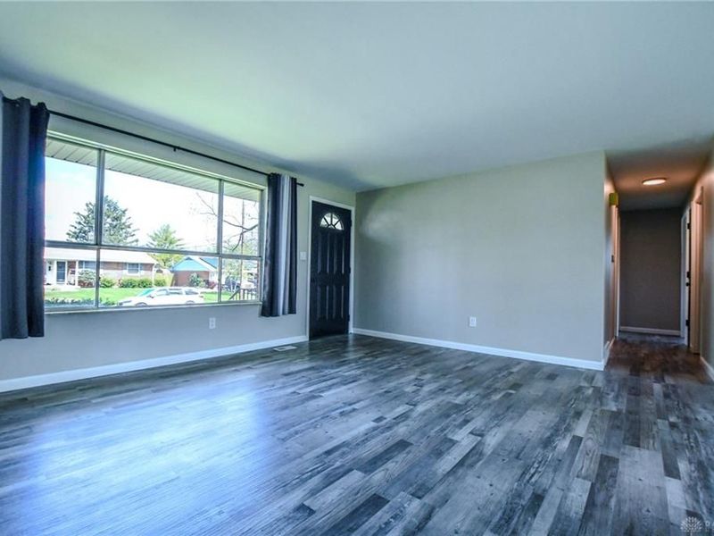 308 Oldham Way, Englewood, OH 45322 Photo 9