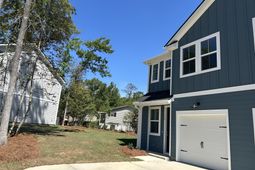 119 Berry Shoals Drive photo 4