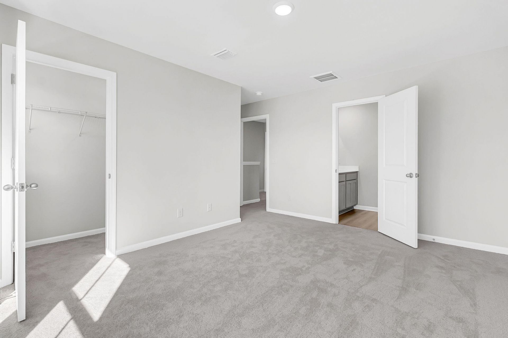 119 Berry Shoals Drive Photo 29