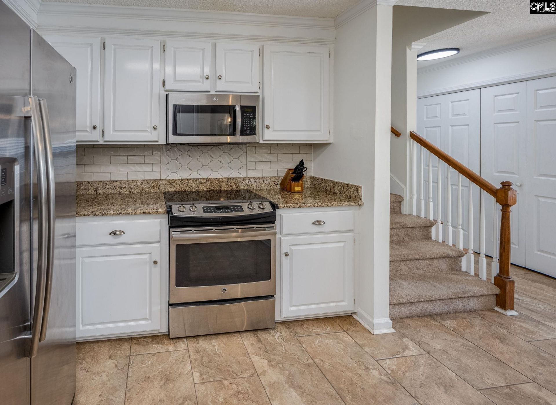 6 Holly Thorn Court  Photo 11