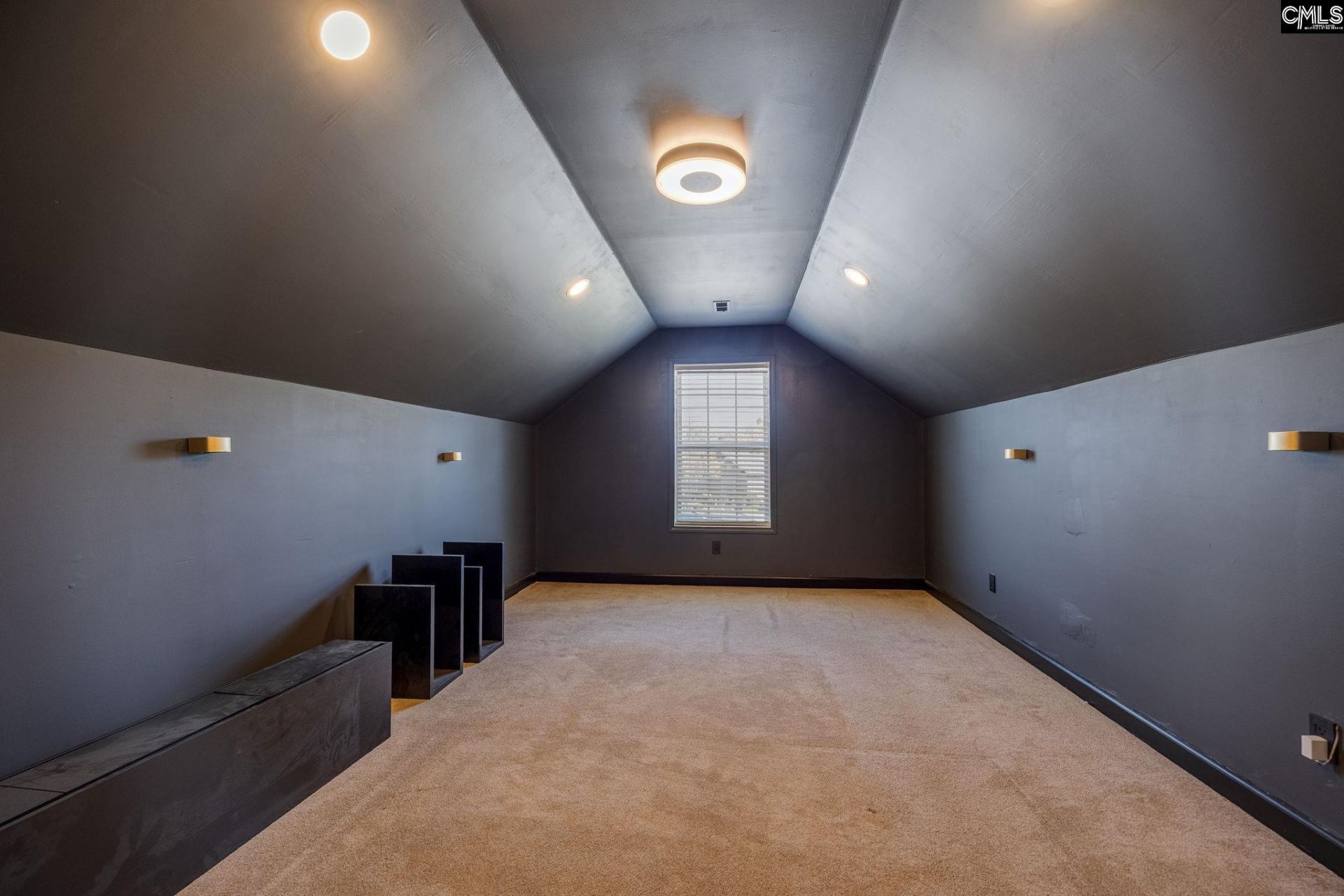 6 Holly Thorn Court  Photo 27