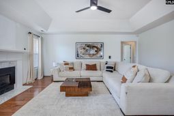 6 Holly Thorn Court  photo 4