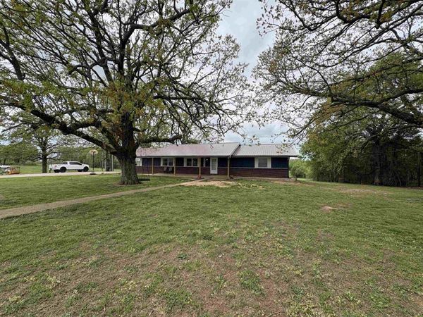 621 Hwy 62 W, Ash Flat, AR 72513