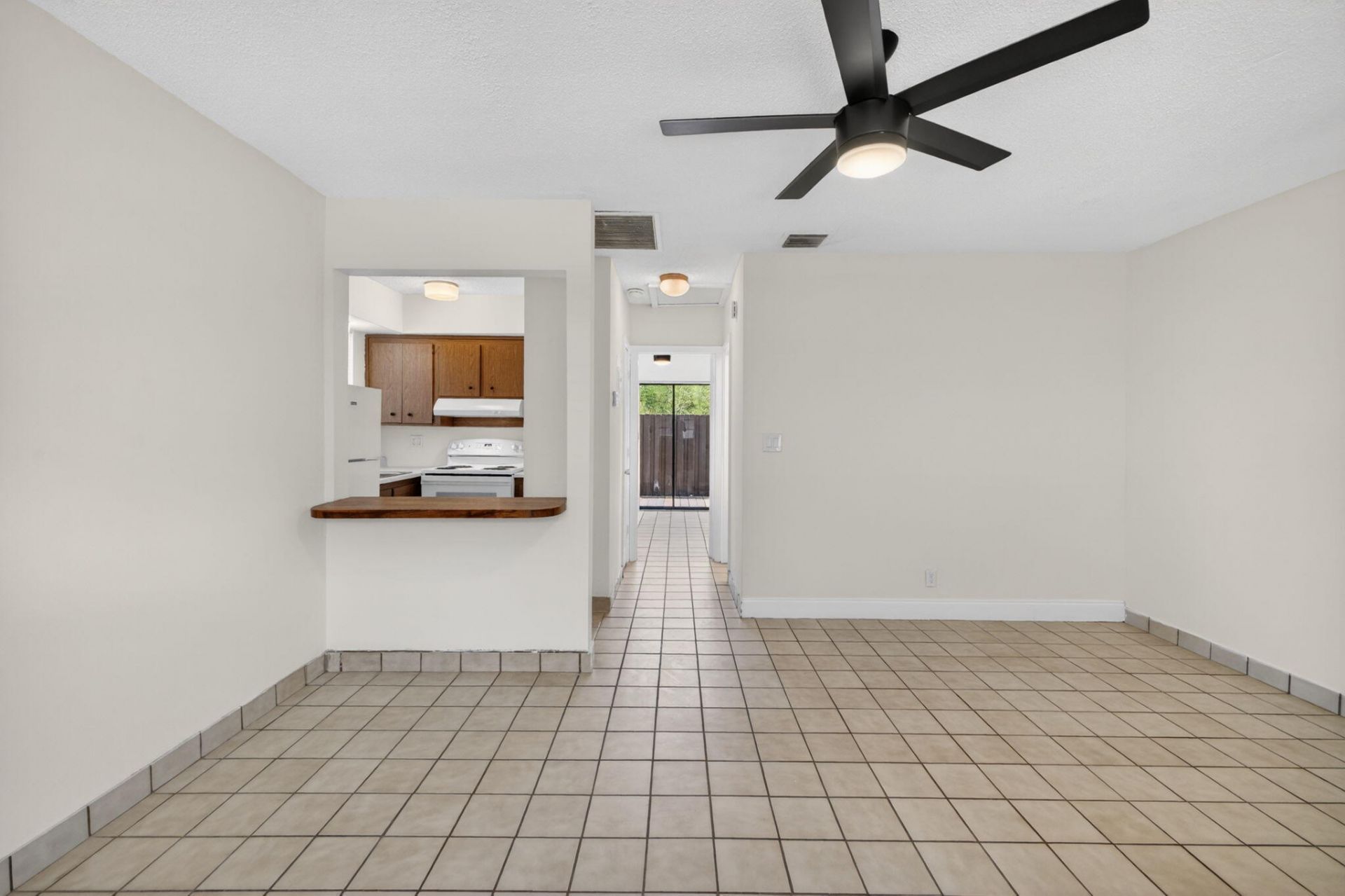 2500 SW 18th Terrace, Unit 4, Fort Lauderdale, FL 33315 Photo