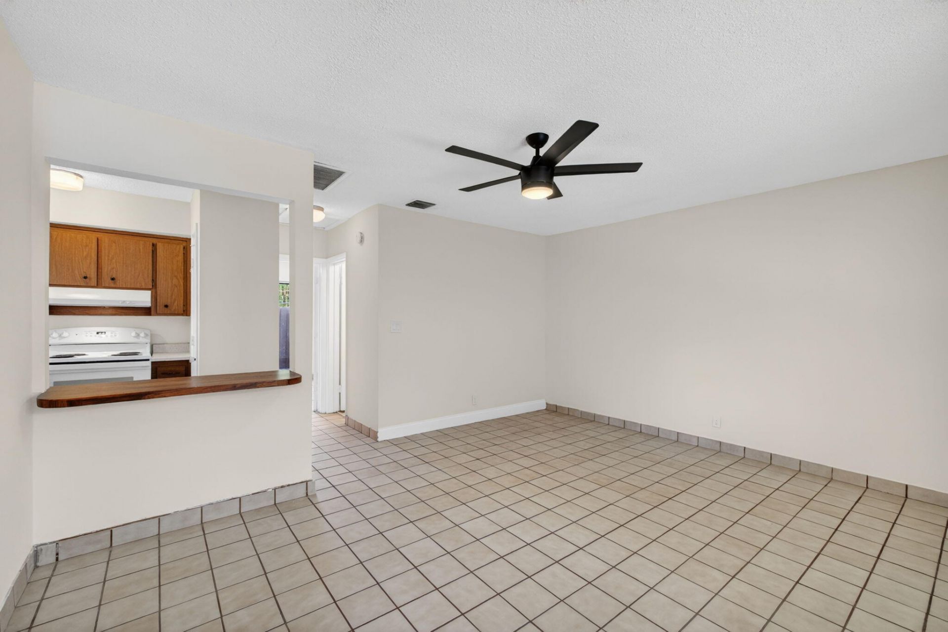 2500 SW 18th Terrace, Unit 4, Fort Lauderdale, FL 33315 Photo