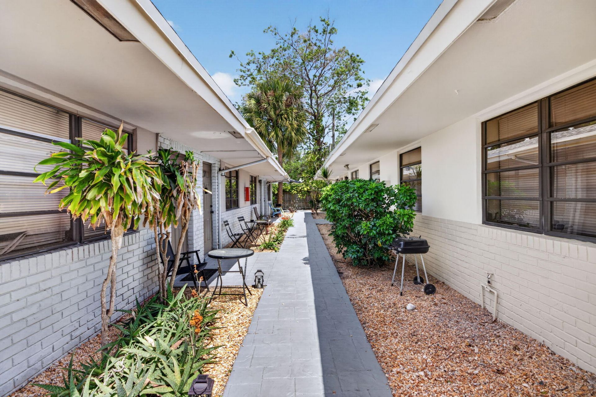 2500 SW 18th Terrace, Unit 1-8, Fort Lauderdale, FL 33315 Photo