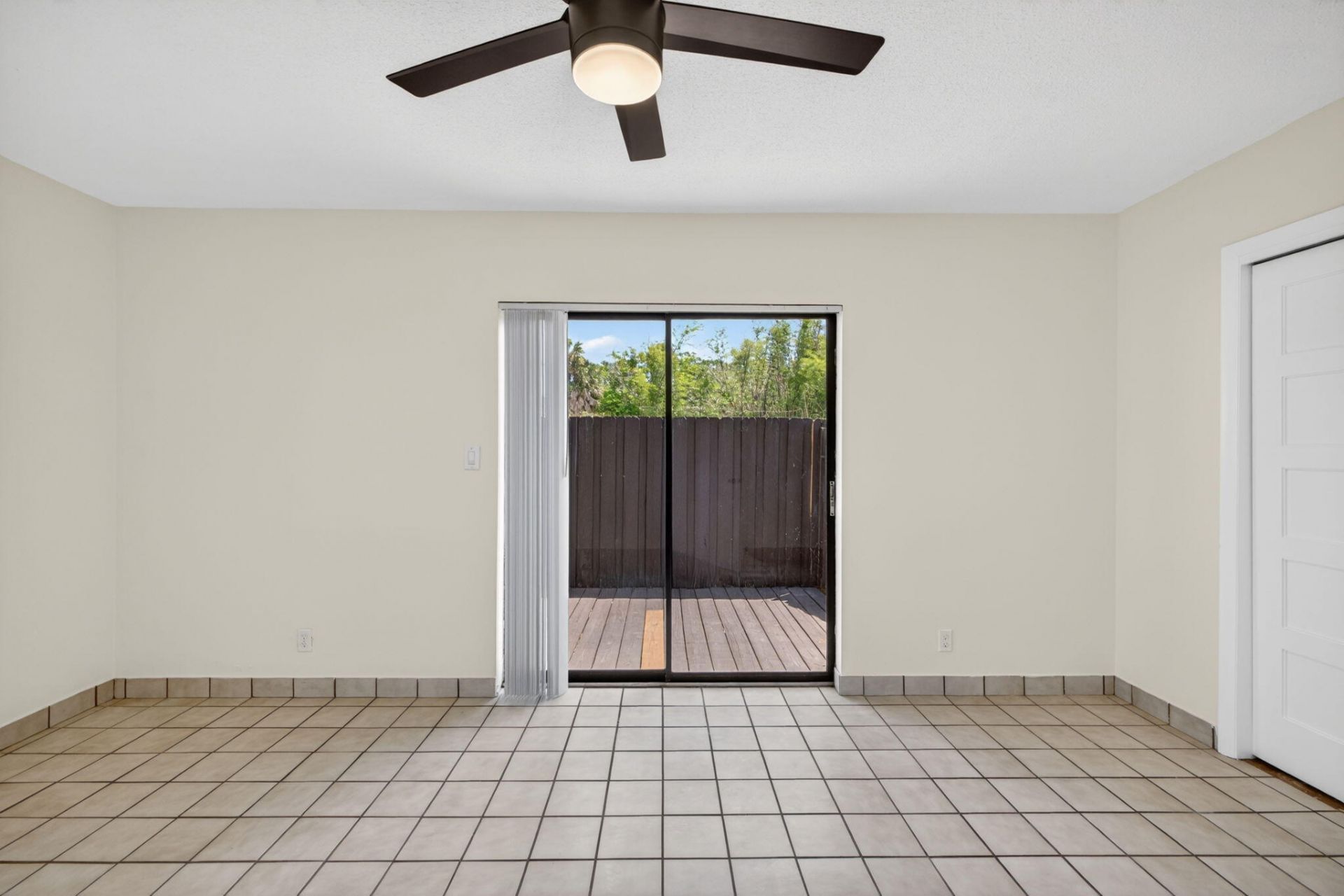 2500 SW 18th Terrace, Unit 4, Fort Lauderdale, FL 33315 Photo