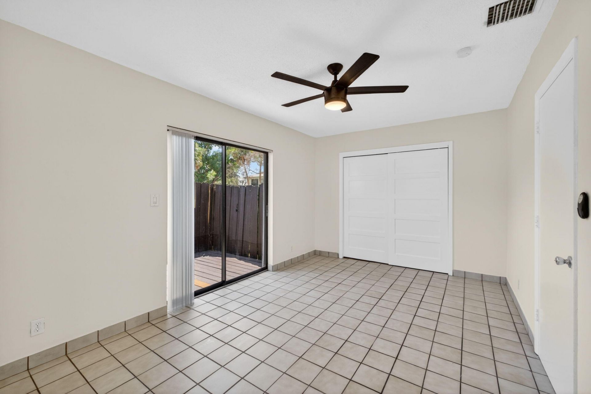 2500 SW 18th Terrace, Unit 4, Fort Lauderdale, FL 33315 Photo