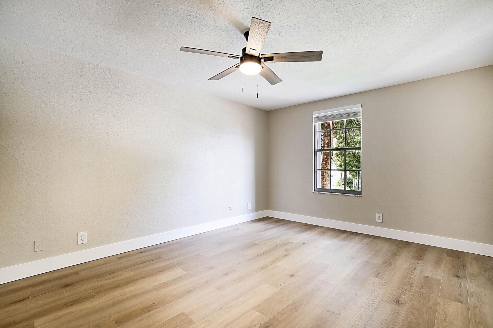 122 Kensington Way, Royal Palm Beach, FL 33414 Photo