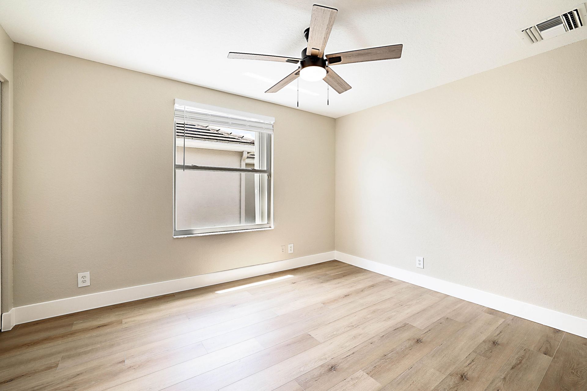 122 Kensington Way, Royal Palm Beach, FL 33414 Photo