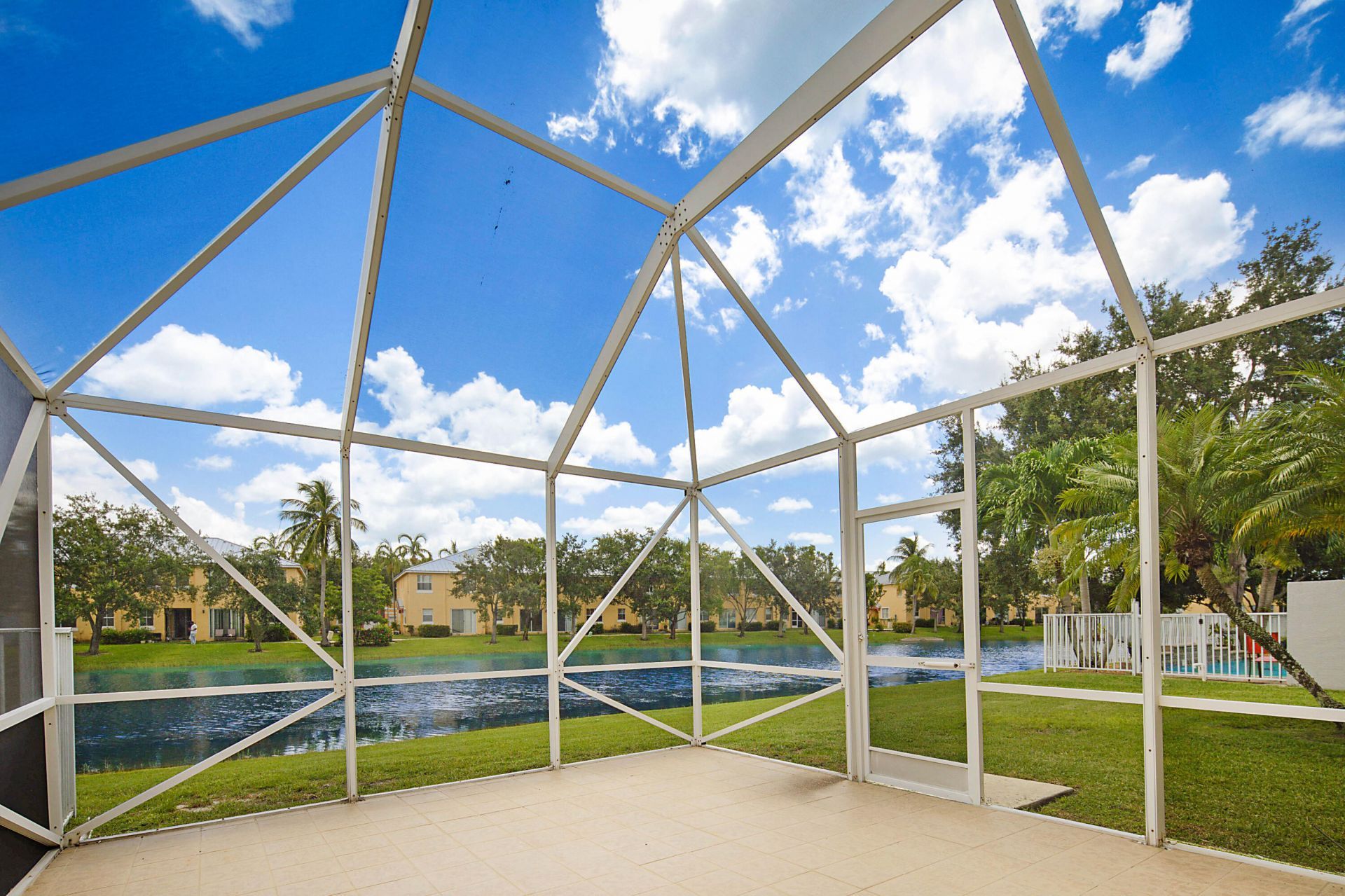 122 Kensington Way, Royal Palm Beach, FL 33414 Photo