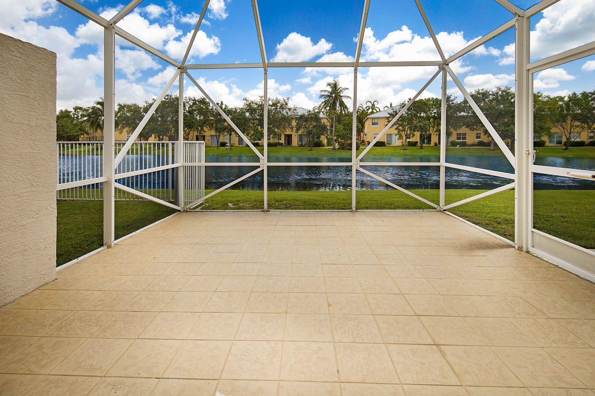 122 Kensington Way, Royal Palm Beach, FL 33414 Photo