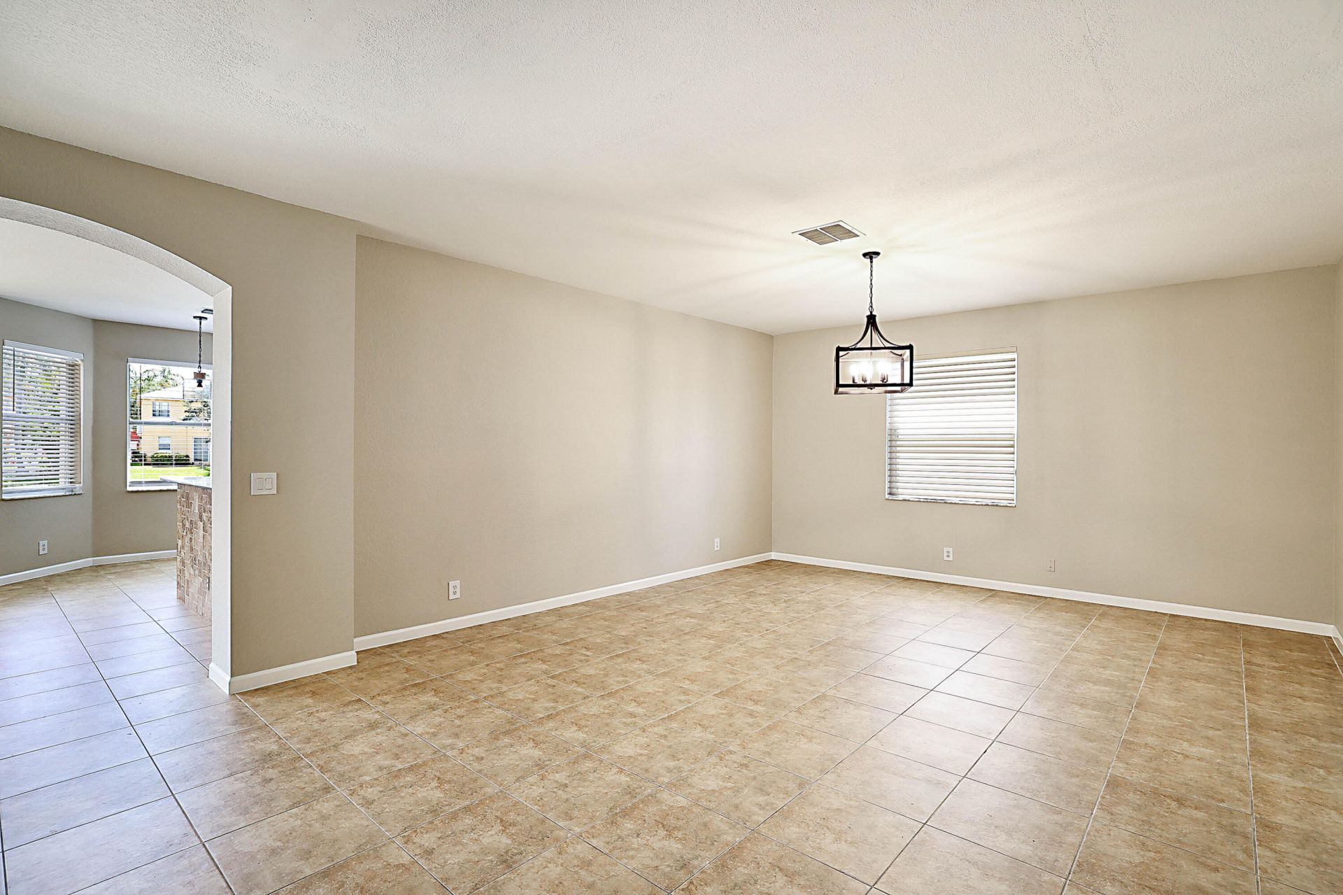 122 Kensington Way, Royal Palm Beach, FL 33414 Photo