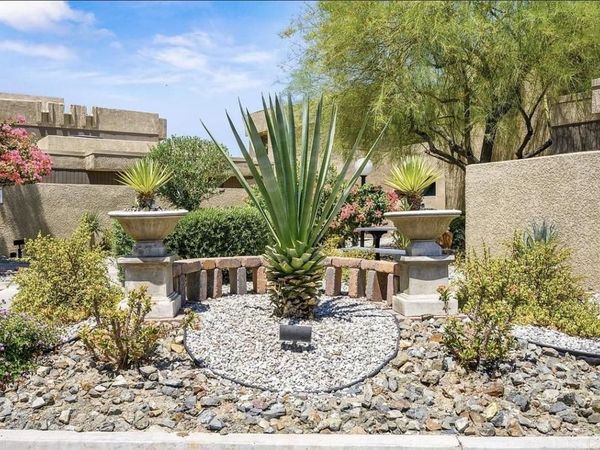 481 Bradshaw Lane, Unit 13, Palm Springs, CA 92262