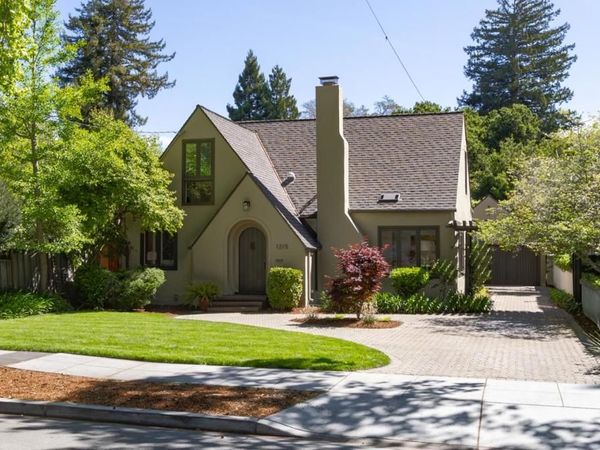 1215 Harriet Street, Palo Alto, CA 94301