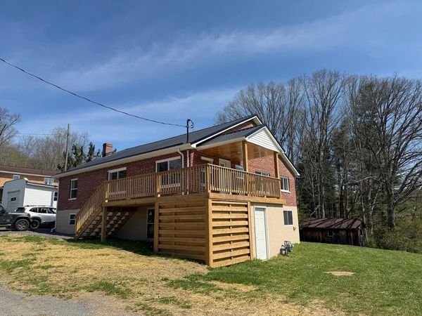 130 Colton Loop, MAC ARTHUR, WV 25873