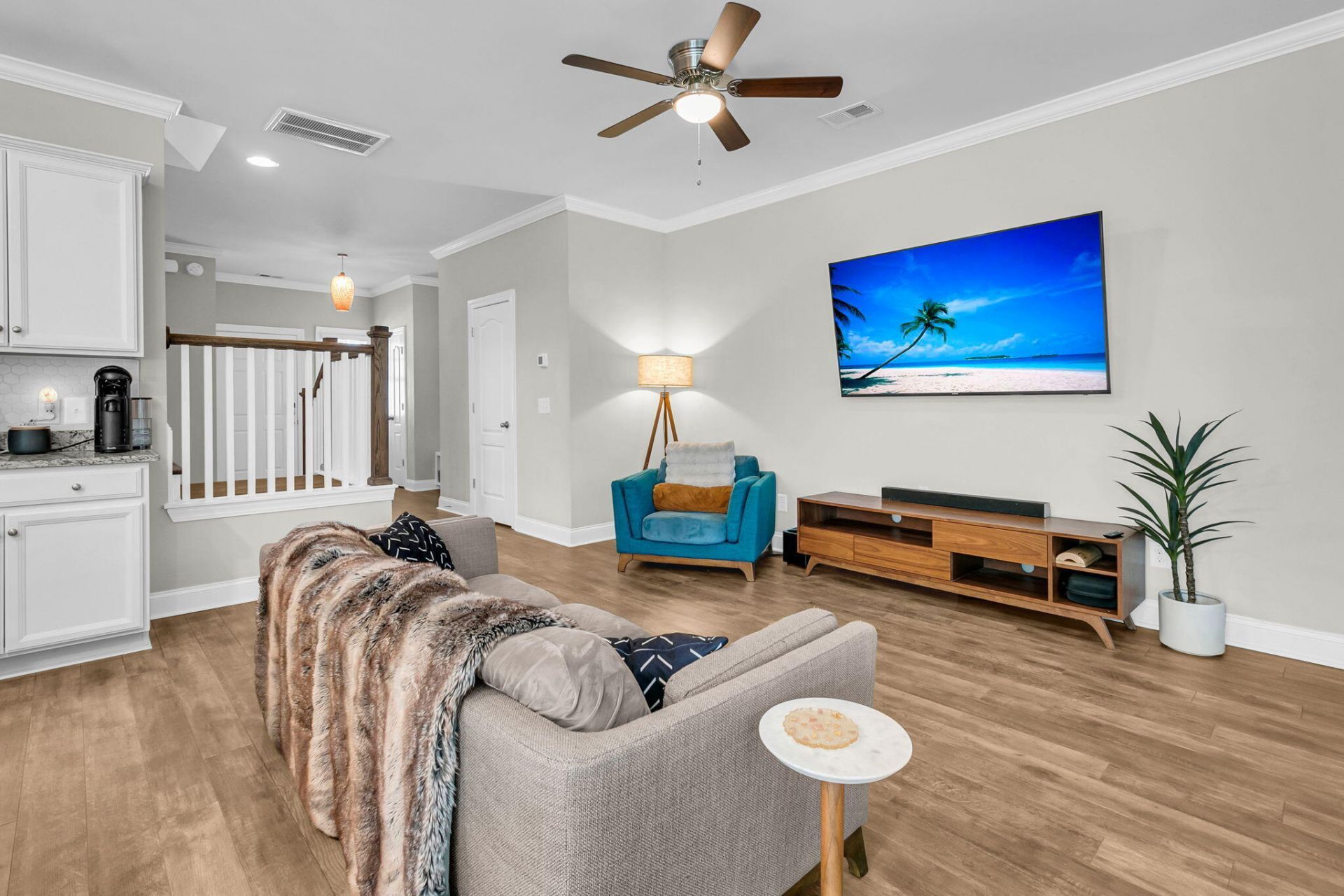 4123 Rigsby Lane Photo 7