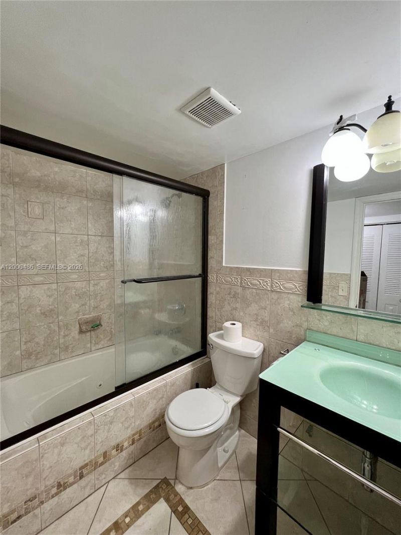 10370 SW 220th St, Unit 202, Cutler Bay, FL 33190 Photo