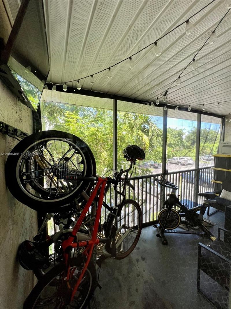 10370 SW 220th St, Unit 202, Cutler Bay, FL 33190 Photo