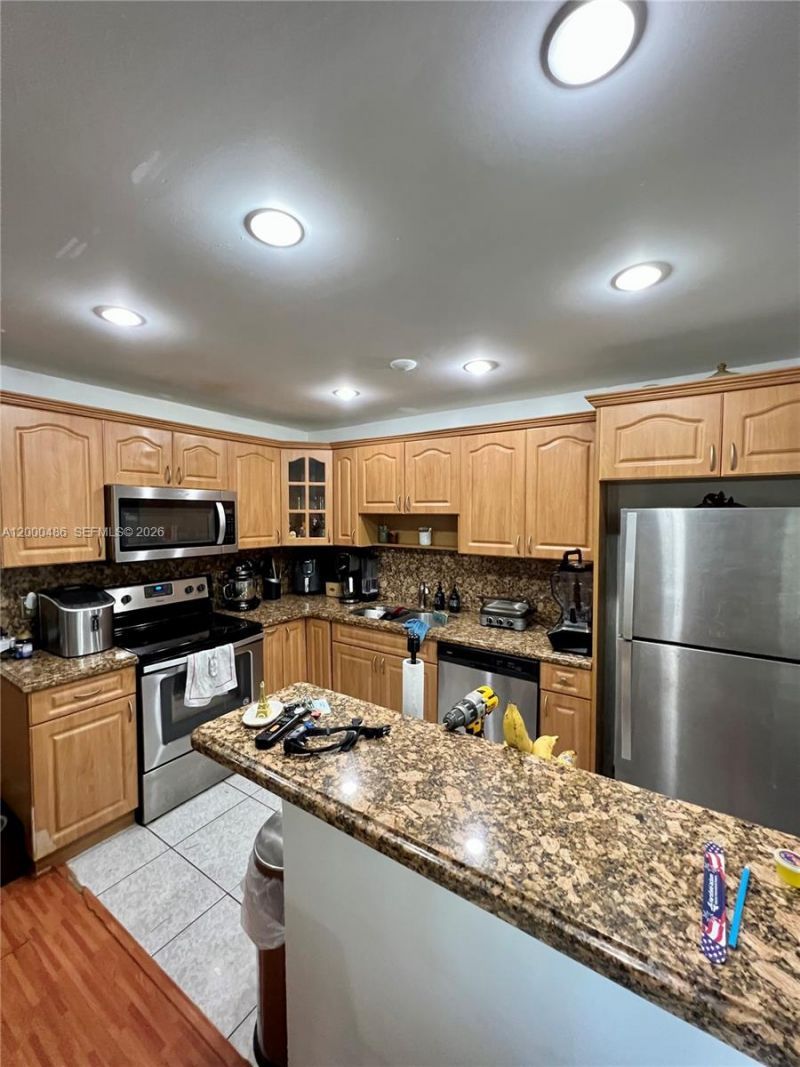 10370 SW 220th St, Unit 202, Cutler Bay, FL 33190 Photo