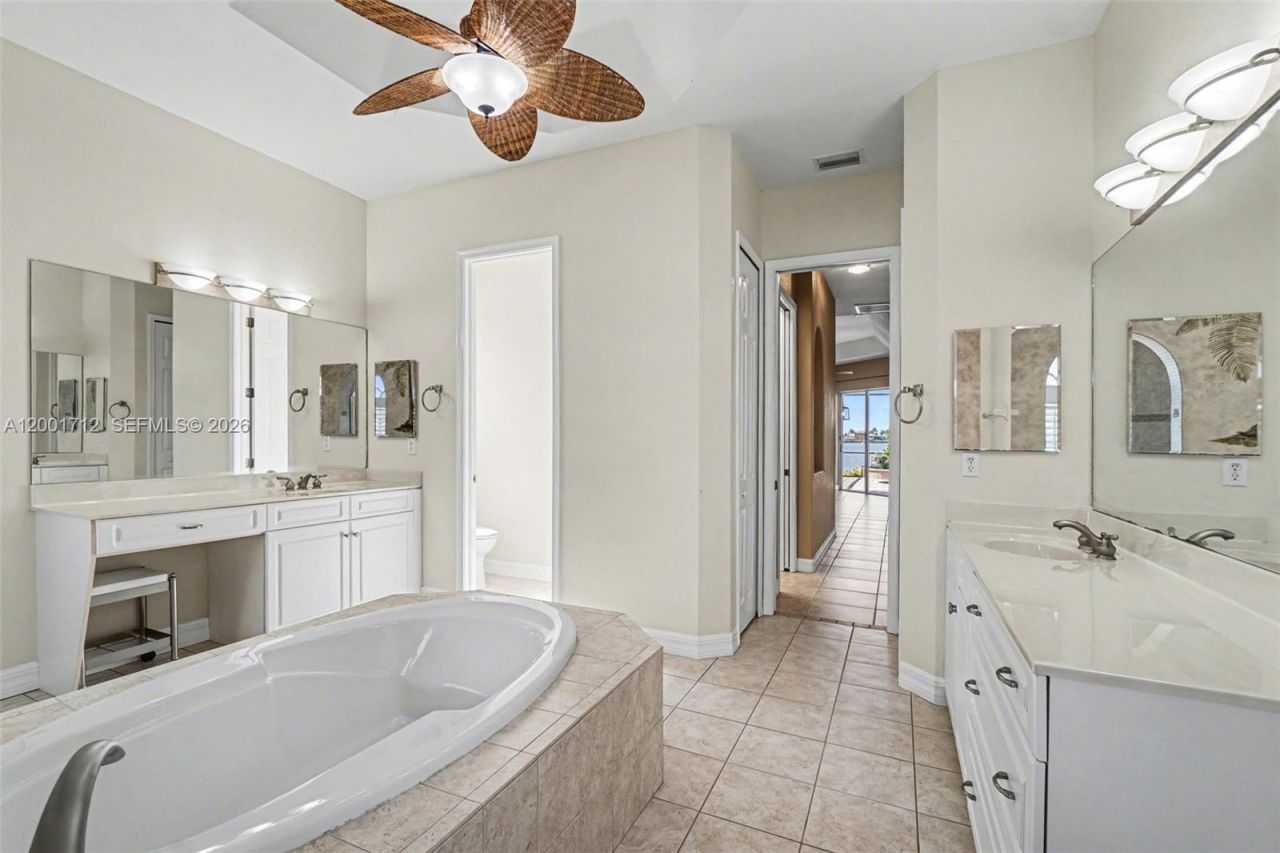 4214 Gulfstream Pkwy, Cape Coral, FL 33993 Photo