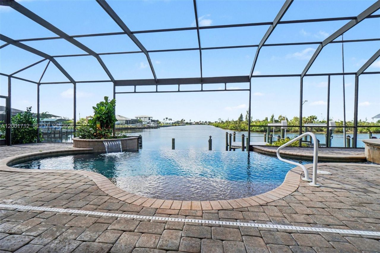 4214 Gulfstream Pkwy, Cape Coral, FL 33993 Photo