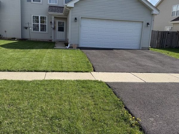 28815 Sawmill Lane, Lakemoor, IL 60051