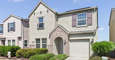 8167 Weeping Willow Ln, Sacramento, CA 95828 Photo