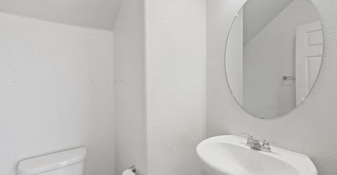 8167 Weeping Willow Ln, Sacramento, CA 95828 Photo