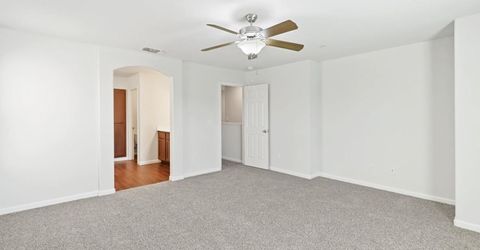 8167 Weeping Willow Ln, Sacramento, CA 95828 Photo