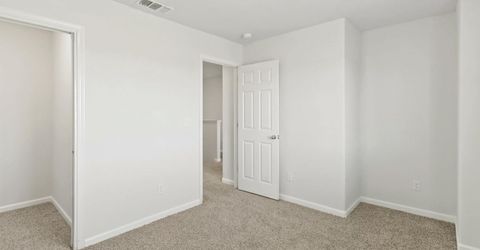 8167 Weeping Willow Ln, Sacramento, CA 95828 Photo