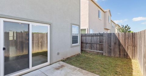 8167 Weeping Willow Ln, Sacramento, CA 95828 Photo