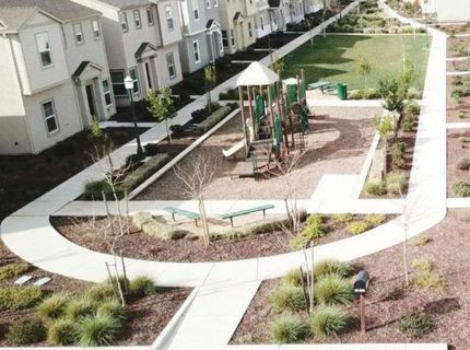 8167 Weeping Willow Ln, Sacramento, CA 95828 Photo