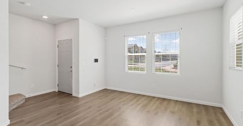 8167 Weeping Willow Ln, Sacramento, CA 95828 Photo