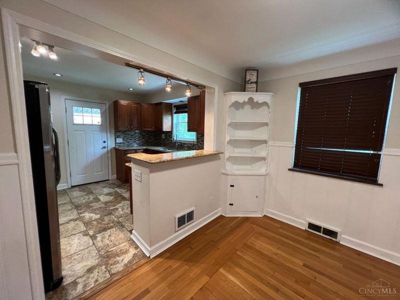 4166 Janward Drive, Cincinnati, OH 45211 Photo 11