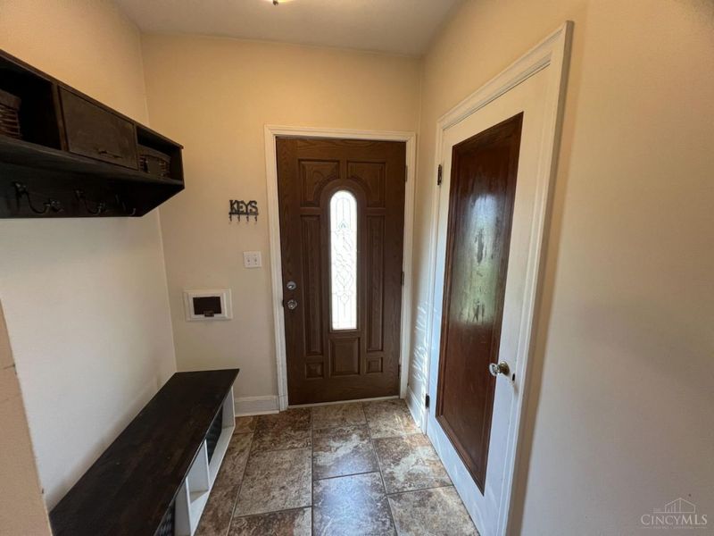 4166 Janward Drive, Cincinnati, OH 45211 Photo 4