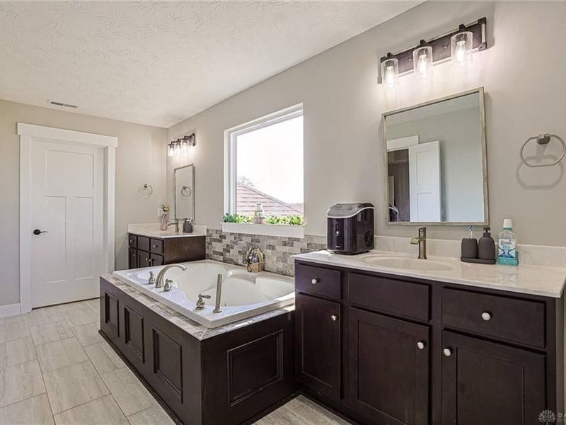 6853 Zerkle Road, Springfield, OH 45502 Photo 27