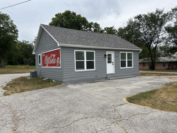 1010 N Jefferson Street, Ava, MO 65608