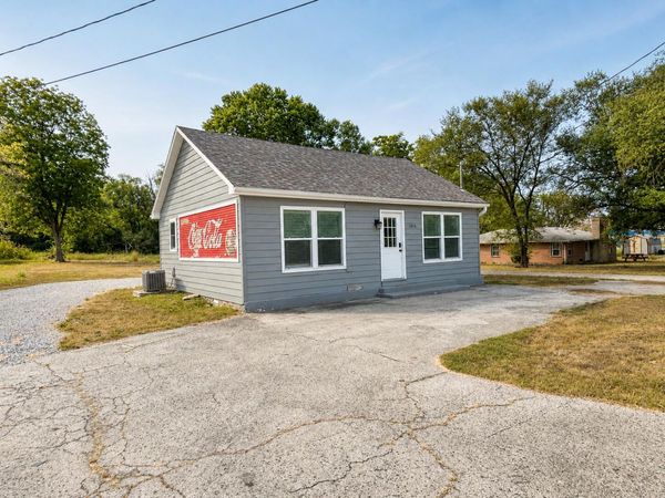 1010 N Jefferson Street, Ava, MO 65608