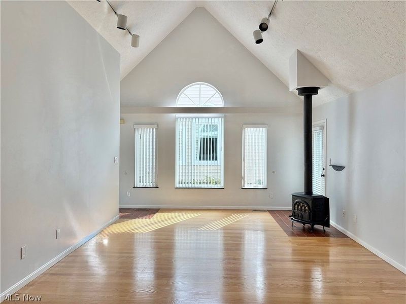 1216 Canyon View Road, Sagamore Hills, OH 44067 Photo 10