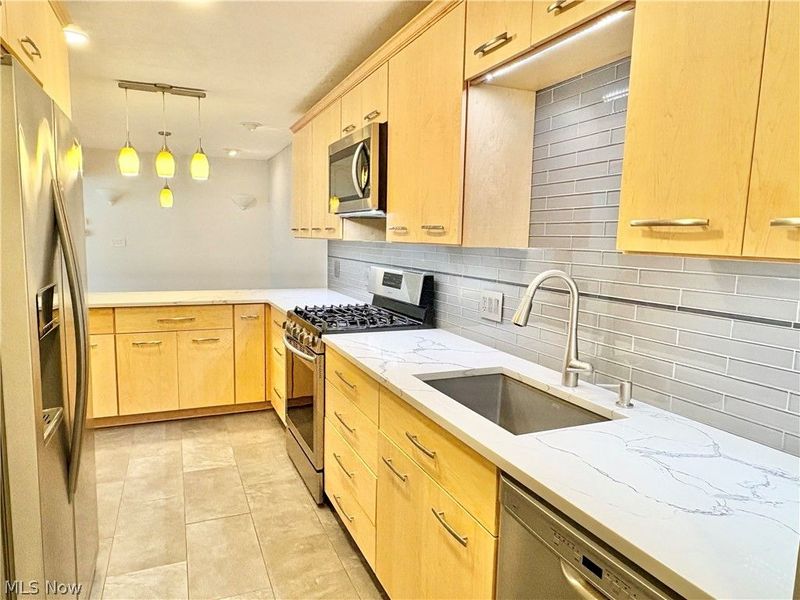 1216 Canyon View Road, Sagamore Hills, OH 44067 Photo 16