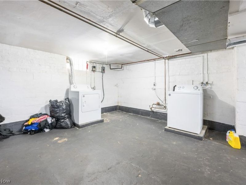 354 Clarendon Avenue NW, Canton, OH 44708 Photo 17