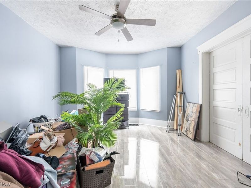 354 Clarendon Avenue NW, Canton, OH 44708 Photo 6