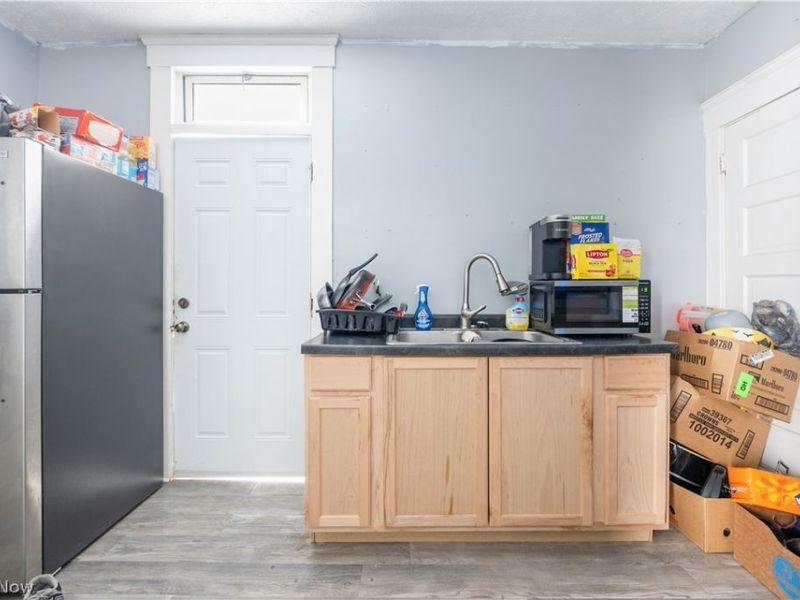 354 Clarendon Avenue NW, Canton, OH 44708 Photo 9