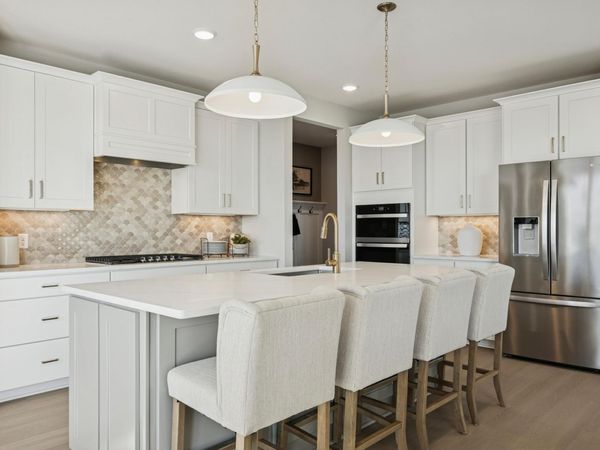 4609 Island Park Drive , Woodbury, MN 55129