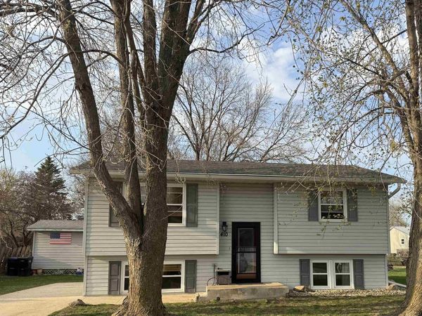410 VALLEY VIEW DR, Cherokee, IA 51012