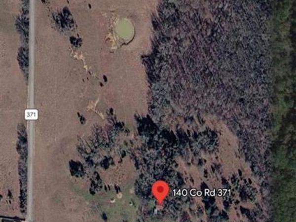 140 Co Rd, Oakwood, TX 75855